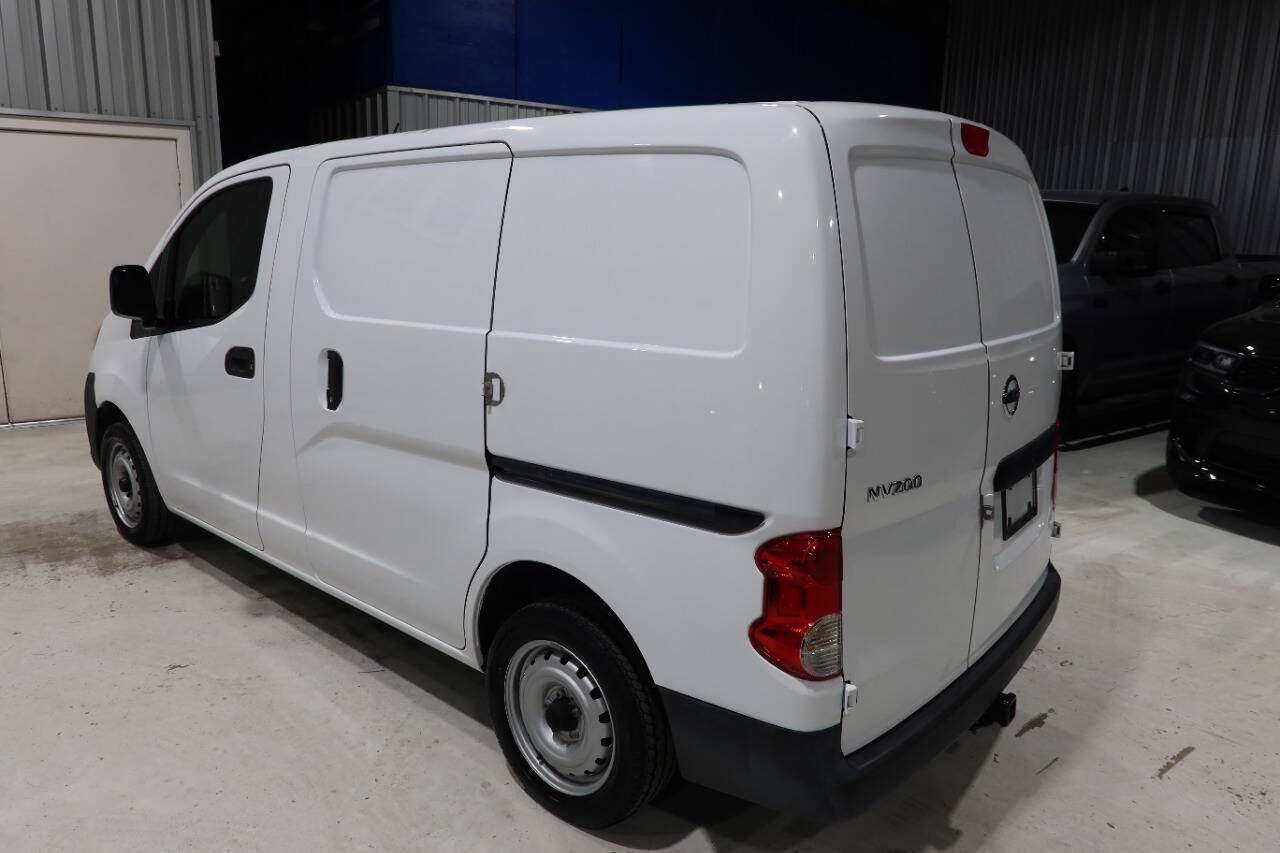 Used 2018 Nissan NV200 S w/ Cruise Control Package FWD image 3