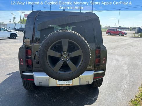 Used 2023 Land Rover Defender 110 SE AWD/4WD image 6