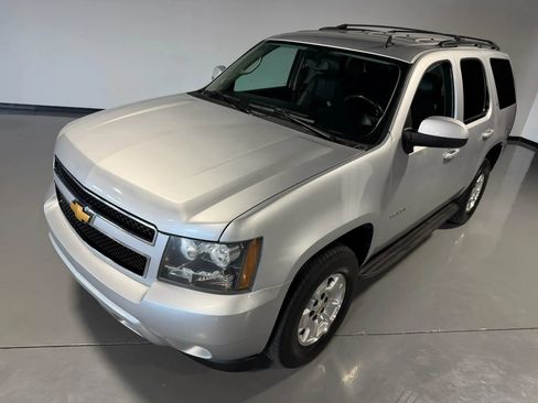 Used 2012 Chevrolet Tahoe LT AWD/4WD image 23