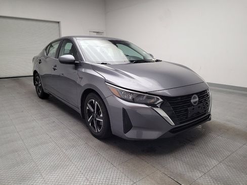 Used 2024 Nissan Sentra SV FWD image 13