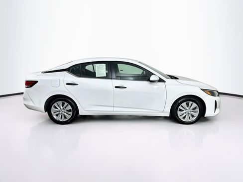 Used 2024 Nissan Sentra S FWD image 10