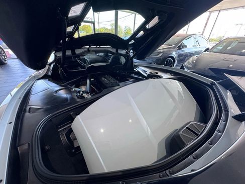 Used 2020 Chevrolet Corvette Stingray Premium Cpe w/ 3LT Preferred Equipment Group image 39