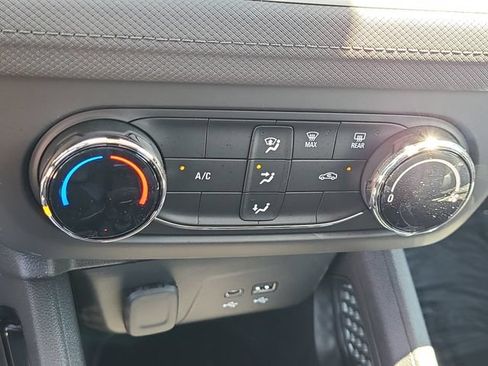 New 2026 Chevrolet TrailBlazer LS FWD image 28