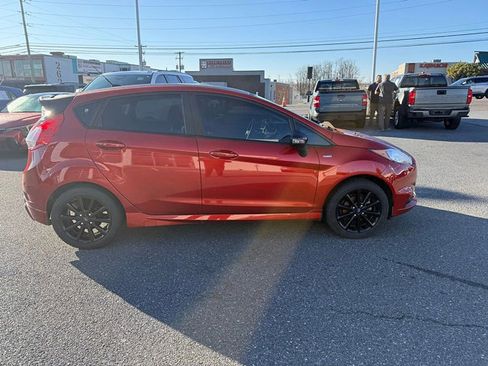 Used 2019 Ford Fiesta ST-Line w/ ST Line Cold Weather Package image 2