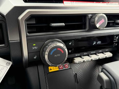 New 2026 Toyota 4Runner TRD Off-Road Premium AWD/4WD image 18