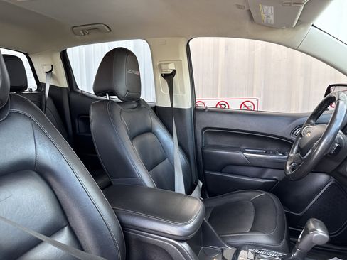 Used 2018 Chevrolet Colorado ZR2 image 42