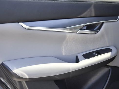 Used 2025 INFINITI QX50 Luxe AWD/4WD image 23