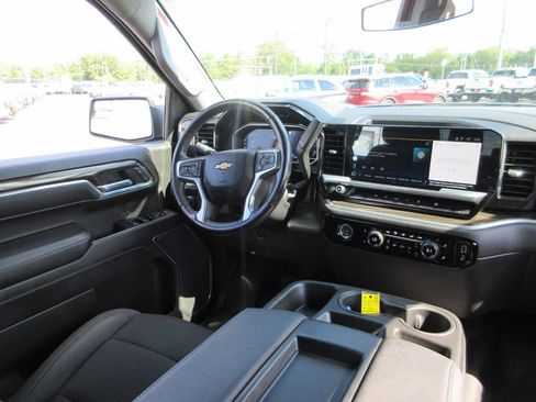 Certified 2022 Chevrolet Silverado 1500 LT w/ Protection Package RWD image 22