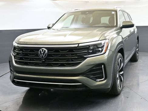 Used 2025 Volkswagen Atlas SEL Premium R-Line image 1