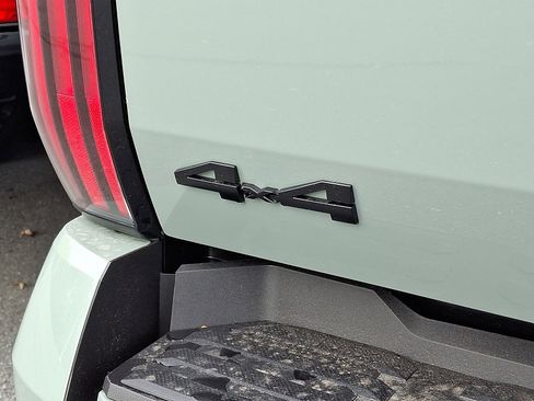 New 2026 Toyota Tundra Platinum image 7