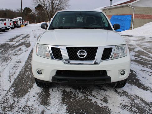 Used 2016 Nissan Frontier SV w/ SV Value Truck Package image 8