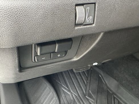 Certified 2025 Chevrolet Colorado Trail Boss image 19