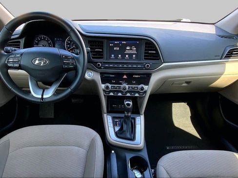 Used 2020 Hyundai Elantra Value Edition FWD image 15