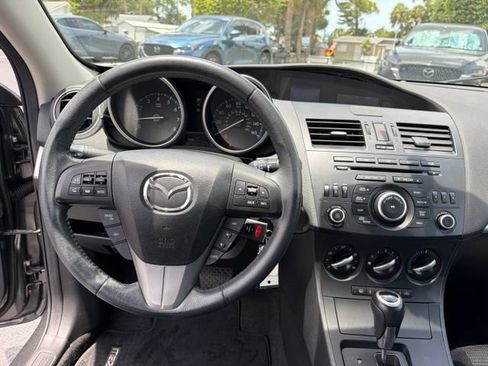 Used 2012 MAZDA MAZDA3 i Touring FWD image 16