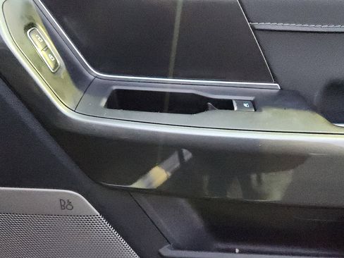 Certified 2022 Ford F150 XLT w/ Equipment Group 302A High image 34