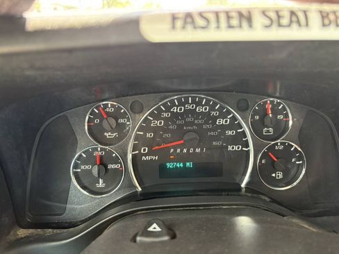 Used 2014 Chevrolet Express 2500 RWD image 22