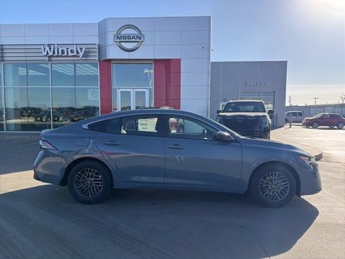 Used 2026 Nissan Sentra SV w/ Floor Mat Package FWD image 8