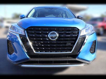 Used 2021 Nissan Kicks SV