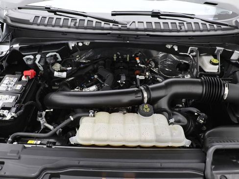 Used 2025 Ford Expedition Active image 30