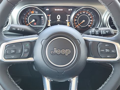 Used 2023 Jeep Wrangler Unlimited Sahara w/ Dual Top Group image 19