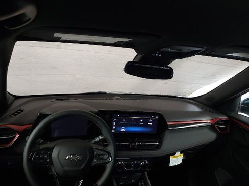 New 2026 Chevrolet TrailBlazer RS w/ Convenience Package FWD image 5