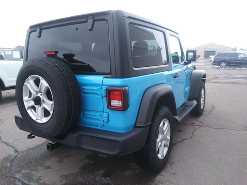 Used 2021 Jeep Wrangler Sport S image 5
