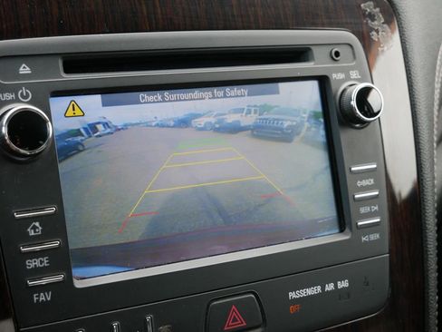 Used 2015 Chevrolet Traverse LT AWD/4WD image 34