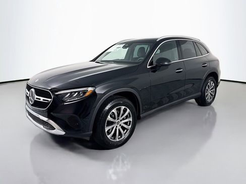 Used 2026 Mercedes-Benz GLC 300 4MATIC image 1
