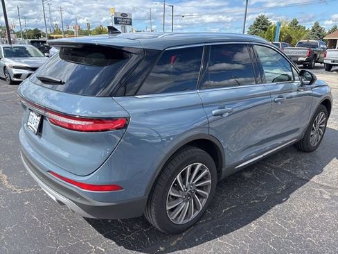 Used 2024 Lincoln Corsair Reserve image 5