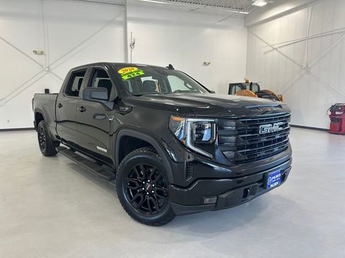 Used 2024 GMC Sierra 1500 Elevation w/ X31 Off-Road Package AWD/4WD image 4