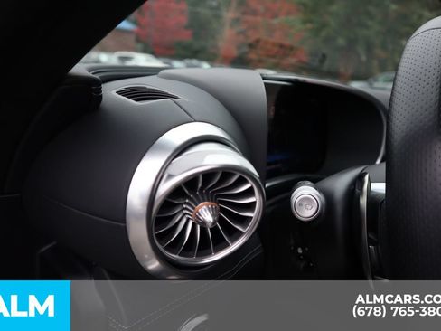 Used 2025 Mercedes-Benz AMG GT 43 image 40