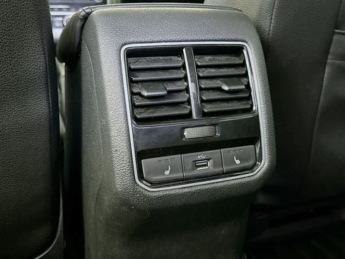 Used 2016 Volkswagen Passat 1.8T SE image 13