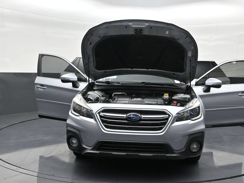Used 2019 Subaru Outback 3.6R Limited AWD/4WD image 39
