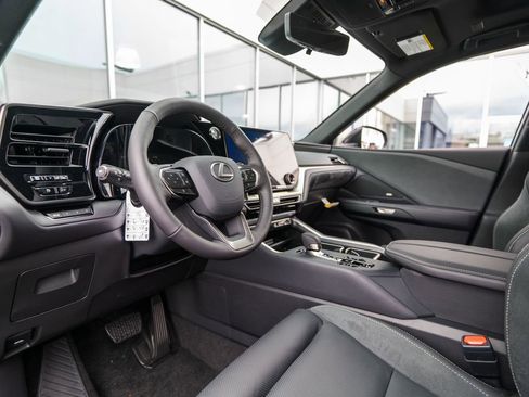 New 2026 Lexus TX 350 AWD image 4