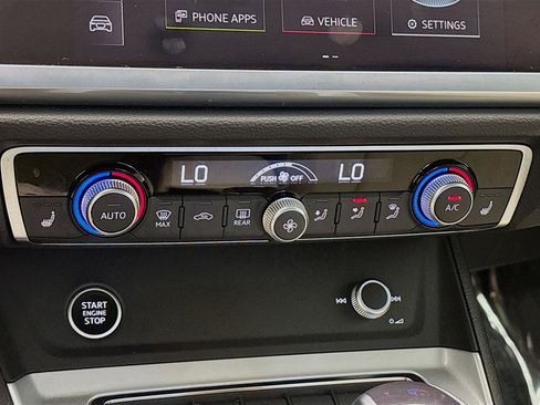 Used 2022 Audi Q3 2.0T Premium Plus image 11