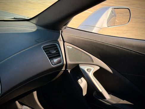 Used 2019 Chevrolet Corvette Stingray Coupe w/ 1LT image 31