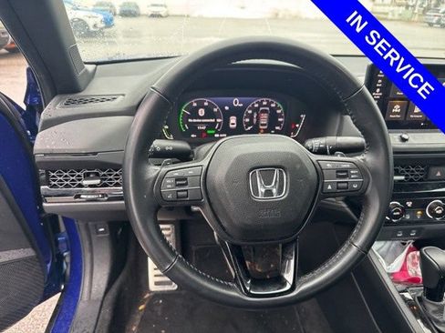 Used 2024 Honda Accord Sport image 9
