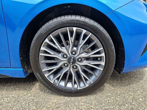 Certified 2023 Kia Forte GT-Line w/ GT-Line Technology Package FWD image 9