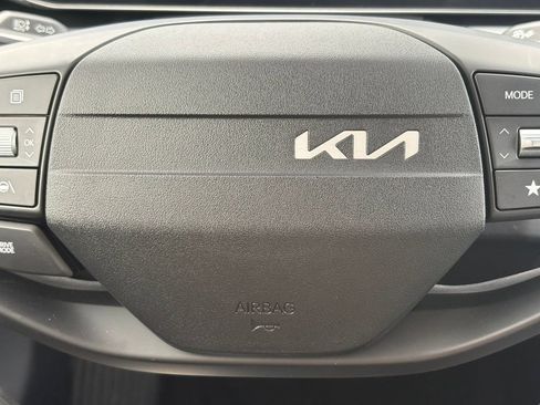 New 2026 Kia K4 FWD image 22