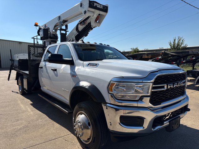 Used 2019 RAM 5500 Tradesman w/ Payload Upgrade Package AWD/4WD image 2