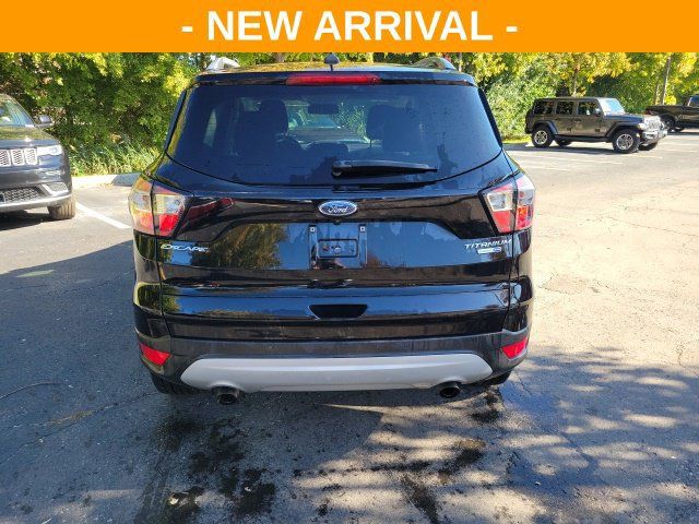 Used 2018 Ford Escape Titanium AWD/4WD image 4
