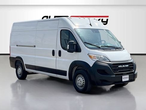 Used 2024 RAM ProMaster 2500 FWD image 1