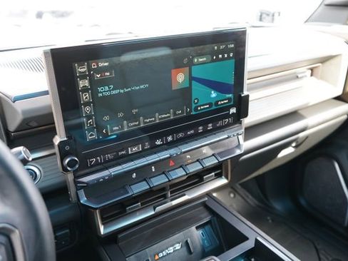 Used 2024 GMC Hummer EV 3X w/ LPO, Illumination Package AWD/4WD image 29