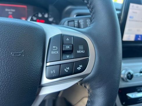 Certified 2023 Ford Explorer XLT w/ Equipment Group 202A AWD/4WD image 9