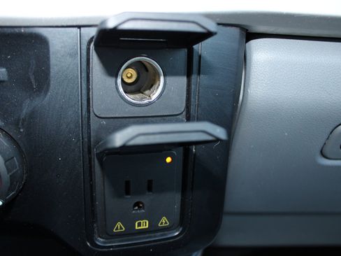 Used 2023 Ford F250 XLT image 24