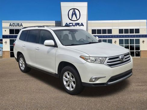 Used 2012 Toyota Highlander SE w/ Tow Pkg image 1