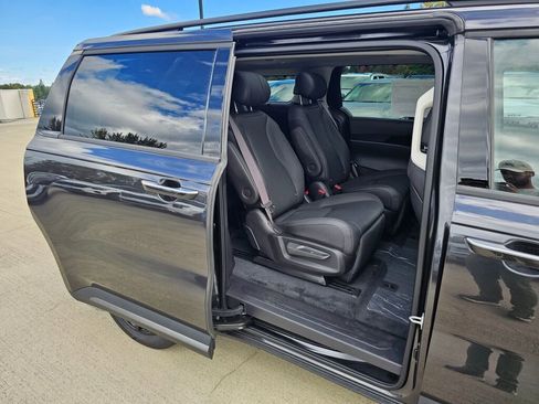 New 2026 Kia Carnival SX Prestige image 29