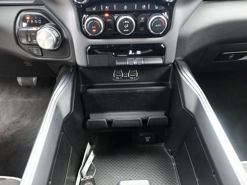 Used 2024 RAM 1500 Laramie image 13