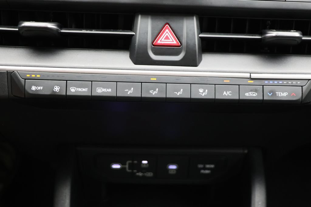 Used 2025 Kia K4 FWD image 21