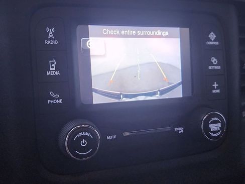 Used 2022 RAM 1500 Big Horn AWD/4WD image 17